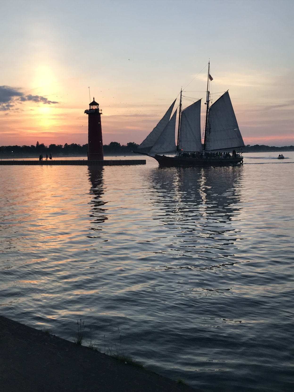 ship15
